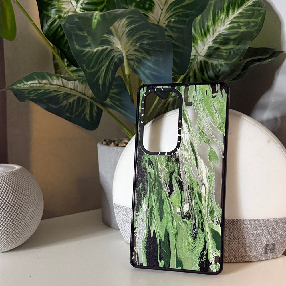 Samsung S25 Ultra Casetify Vibrant Green and Black Swirl Case